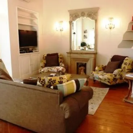 Sleeps 6 Air Con Wifi *