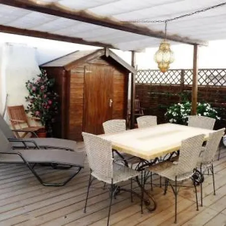 Sleeps 6 Air Con Wifi Lejlighed